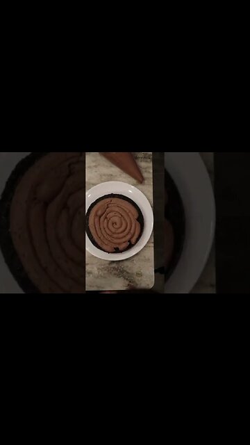 Let's Make Some Chocolate Buttercream Frosting