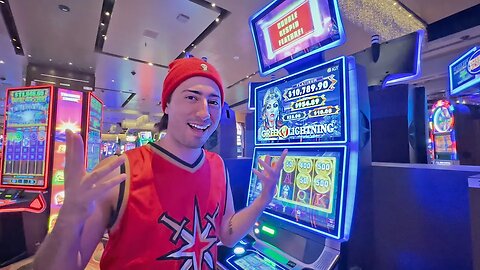 Winning At The Aria Casino! (Las Vegas Slots Never Felt SO GOOD!)