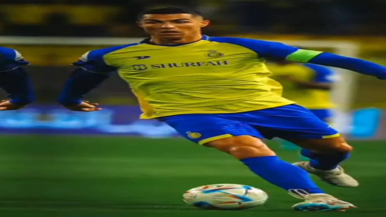 Cristiano Ronaldo look #ronaldo #cristianoronaldo #viral #shortsfeed #shorts #skills