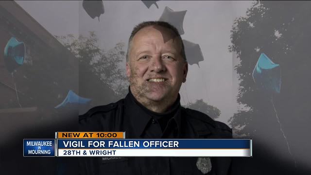 Community gathers at vigil for fallen MPD officer Michael Michalski