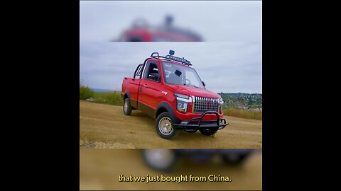 $2000 chinese smallest truck equipped with lift