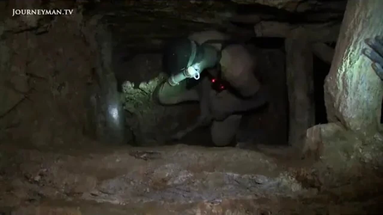 13 !!! Exposing The Inhumane Conditions Of Burkina Faso's Gold Mines