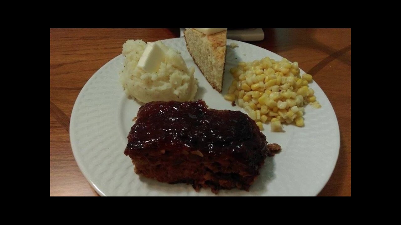 Homemade Meatloaf - The Hillbilly Kitchen