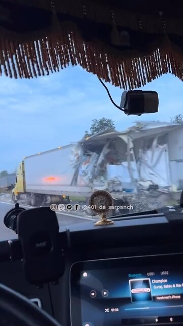 Truck Accident On Highway 401