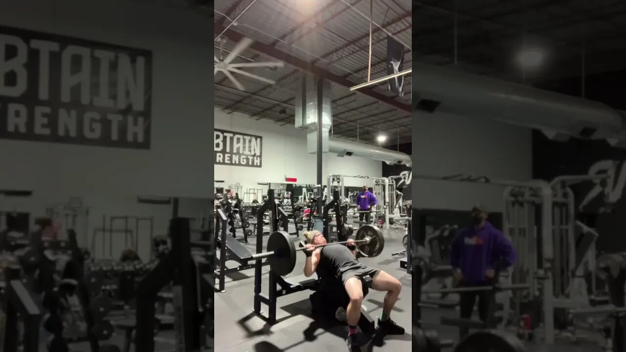 225lbs/102kg x8 incline bench press #shorts #shortsvideo #gymmotivation #gym
