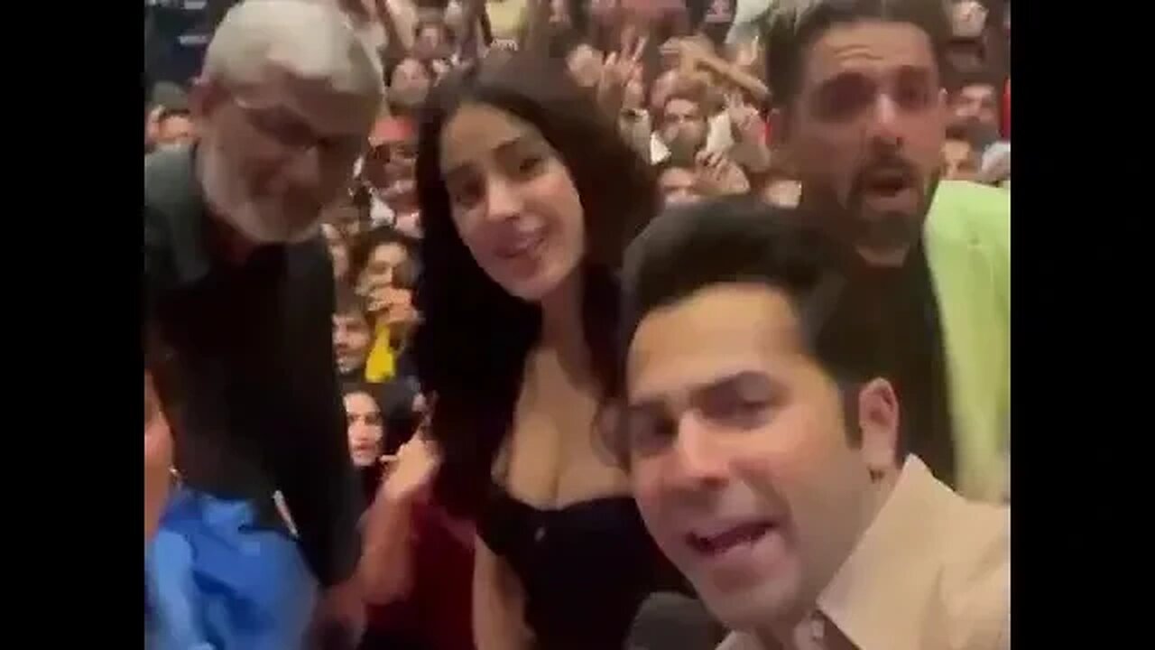 Bawaal๐๐
๐๐คฃ by Varun Dhawan and Jahnavi Kapoor! #Bawaal #entertainment