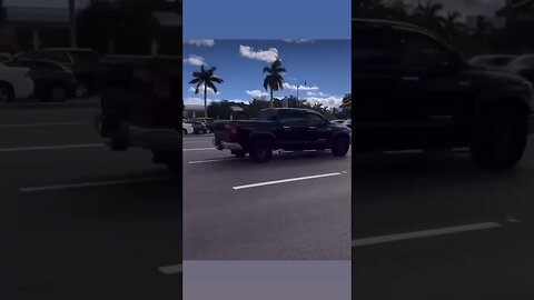 Only in Florida! 😂😂😂 don’t try this elsewhere! #shorts #short #viral #subscribe #shortvideo #lol