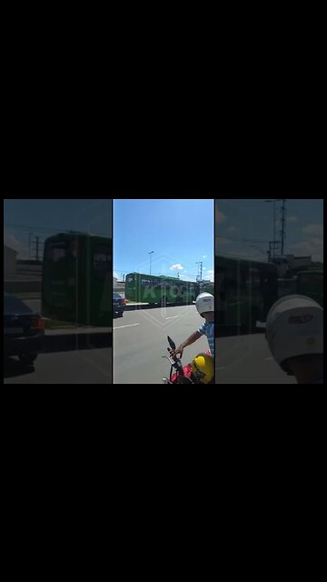 Bandidos queimam ônibus e levam terror a Gramacho, no Rio de Janeiro #riodejaneiro