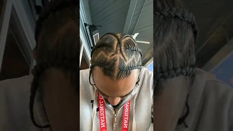 Got my tank braids might just punch some shit 🥊🔺👁️🥊