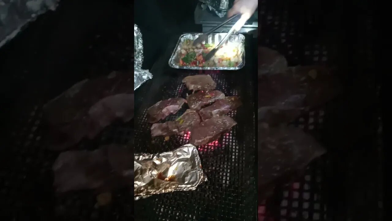 grillin beef spare ribs with shrimp and veggies