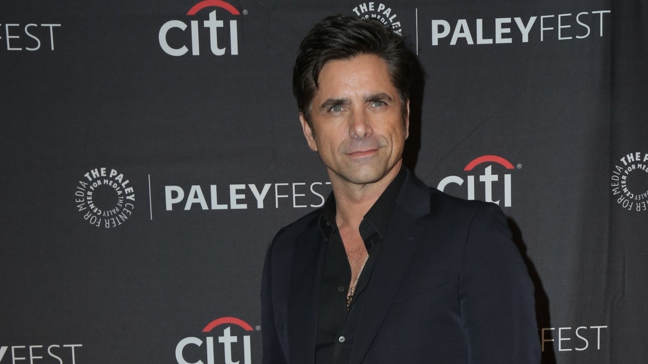 John Stamos Experiences Wardrobe Malfunction During Performance