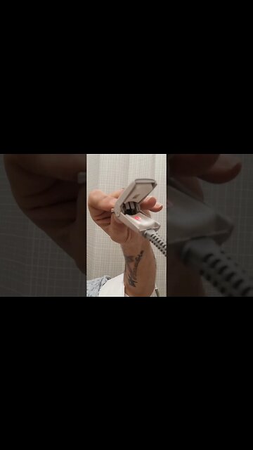 No, I'm no Henson Puppeteer... but I was bored.