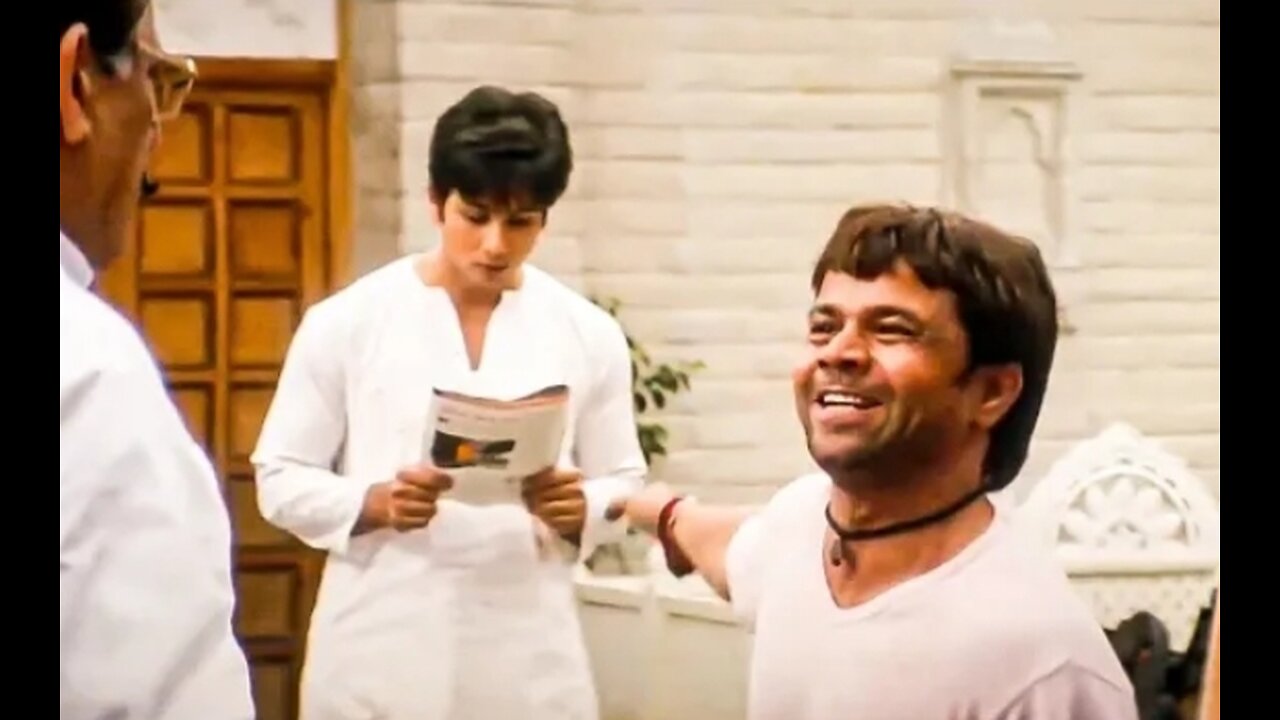 Rajpal Yadav funny clips mujhe kapde dhone aate hai ise bilkul nahi aata