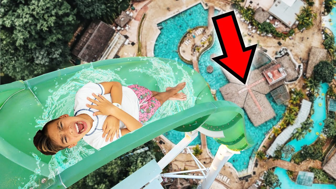 OVERCOMING OUR FEARS at LARGEST WATERPARK in WORLD! | The Royalty Family