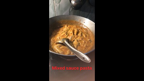 Mixed sauce pasta