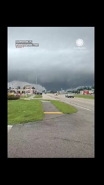 Footage captured of a massive tornado forming in Clewiston, FL as Hurricane ...