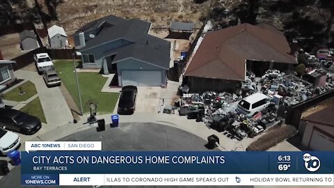 Hoarder home in Bay Terraces finally getting cleaned up