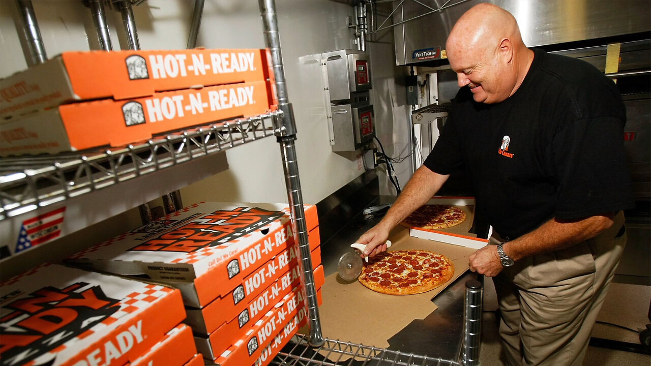 Little Caesers to Begin Delivering Pizza Nationwide For the First Time