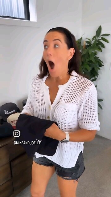 Who is the guy in the pix?