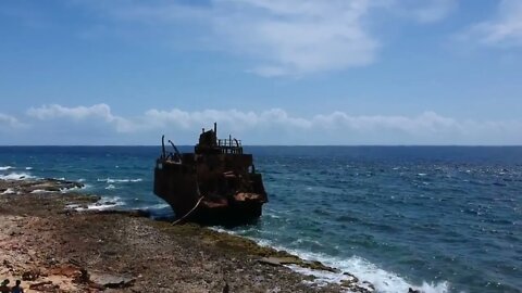 12 Most Amazing Abandoned Ships In The World-10