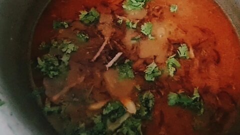 "Delicious Beef Nihari Recipe: Authentic and Spicy Homemade Curry"