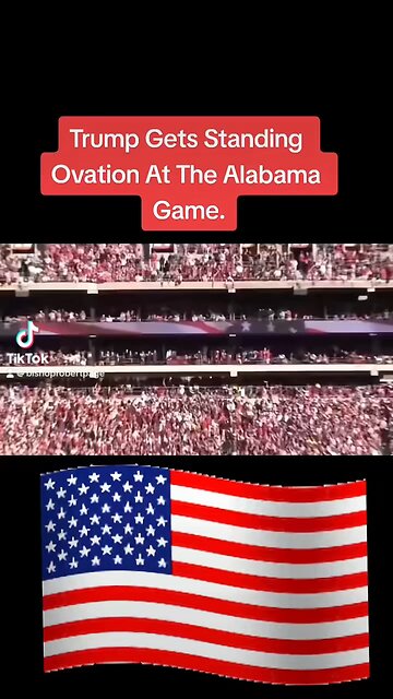 Trump gets standing ovation