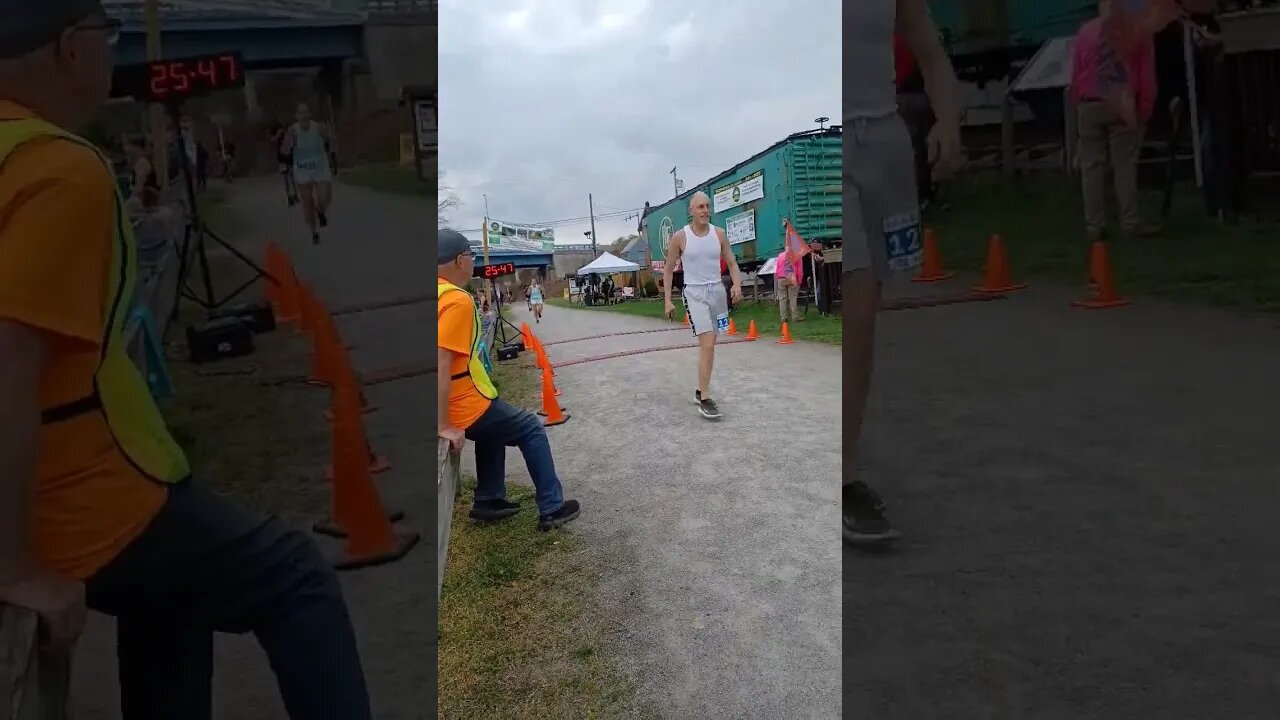 cheering runners #cheer #fyp #fypシ #viralvideo #viral #viralshort #runner #support #happy #help #fun