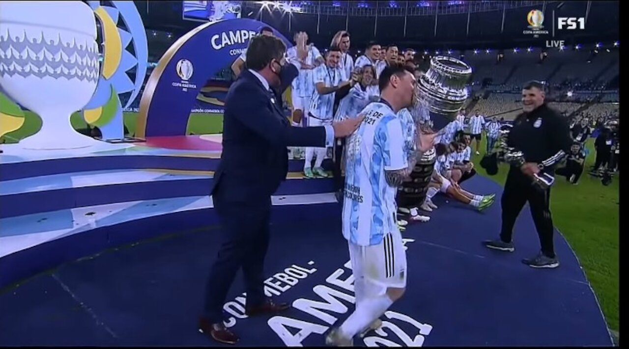 Messi Lifts his first ever national Trophy Copa america 2021 win Ceremony