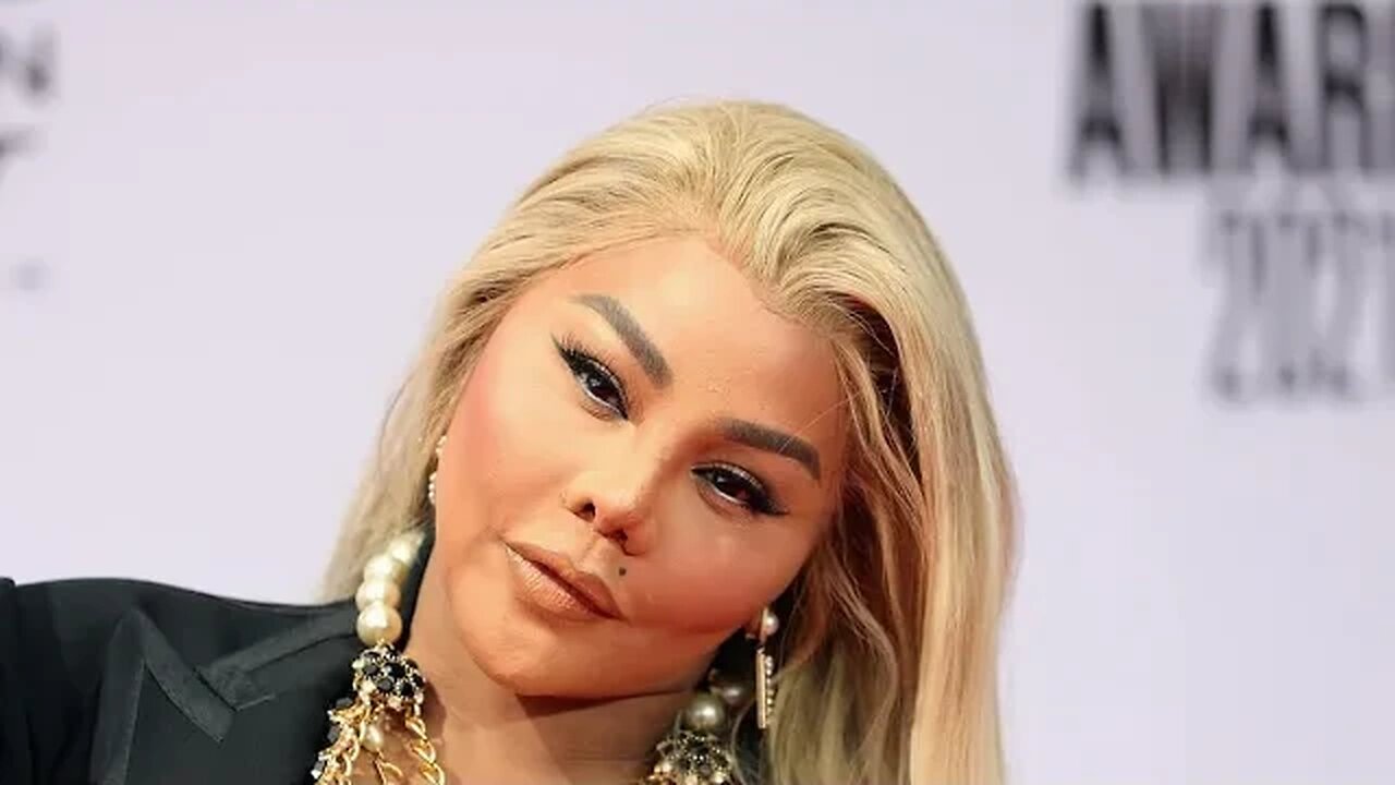 Hollywood Historical Women In Crisis- Lil' Kim