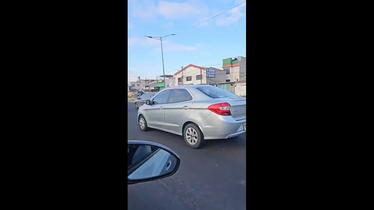 Never go into a road rage in a motorcycle