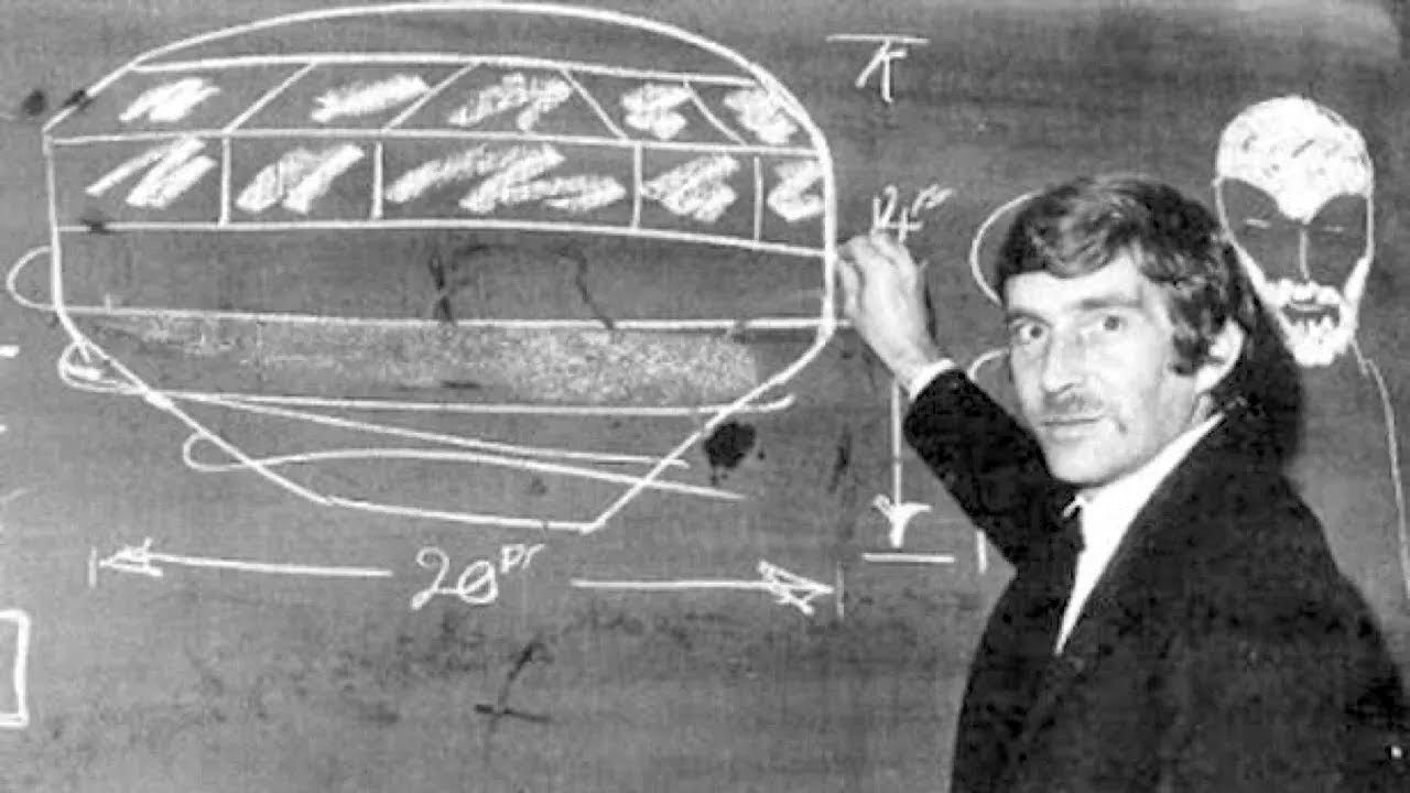 Policeman Alan Godfrey on witnessing a diamond-shaped UFO and being abducted by aliens, Nov 28, 1980