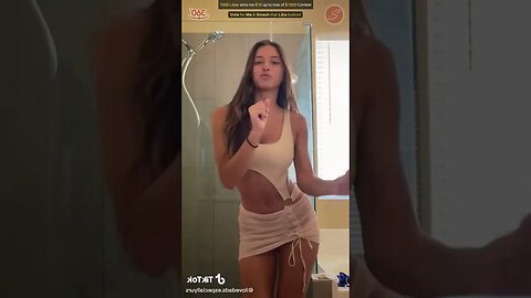 Beautiful Woman in Miniskirt - 1000 Likes Dance Contest 👗🌞💰