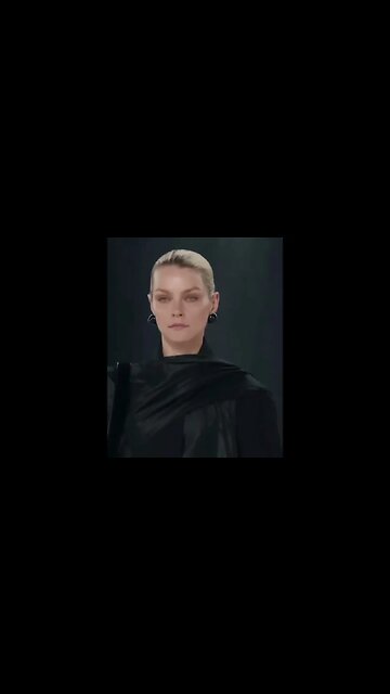 Jessica Stam x Fall Winter 2023