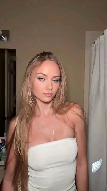 What do you think of today's look?