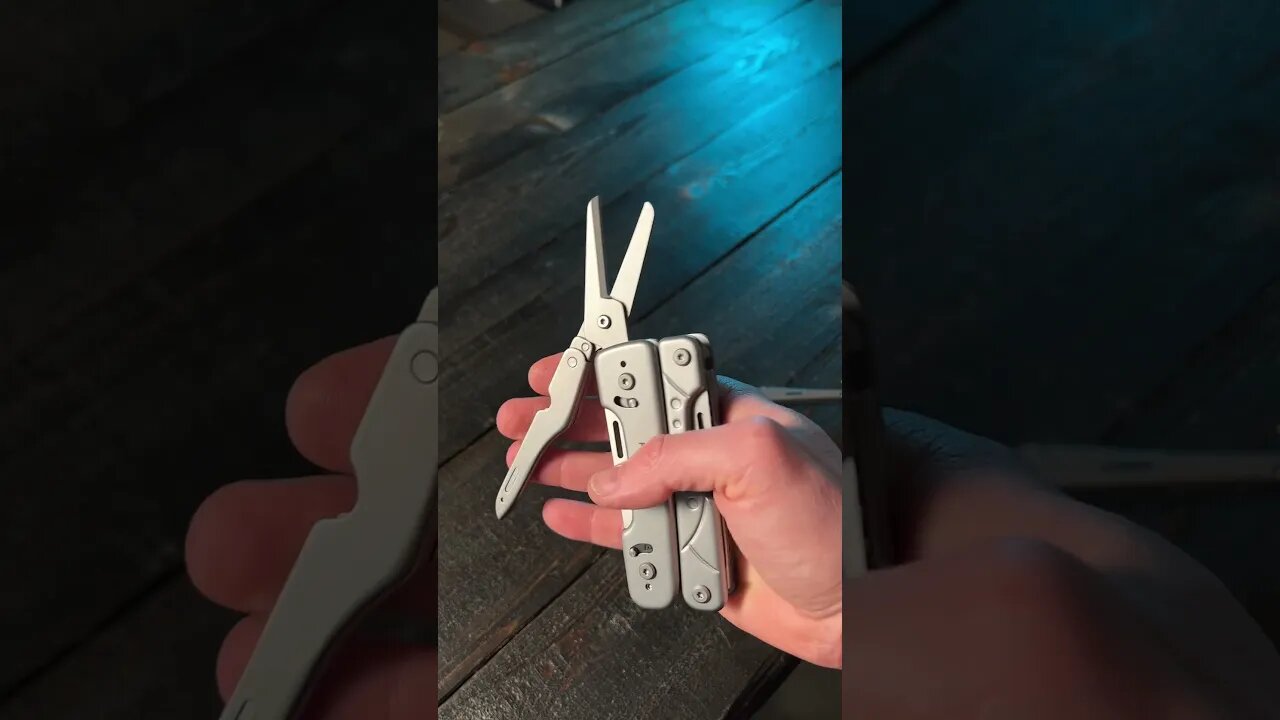 Does this multitool really have the BEST scissors? #shorts #youtubeshorts