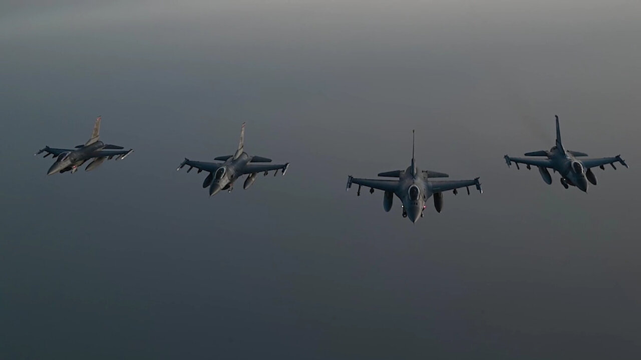 F-16C aerial refueling over Southwest Asia