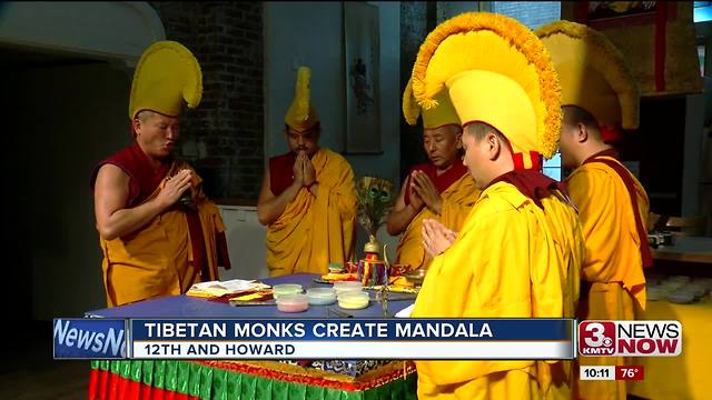 Tibetan monks begin Mandala in Omaha