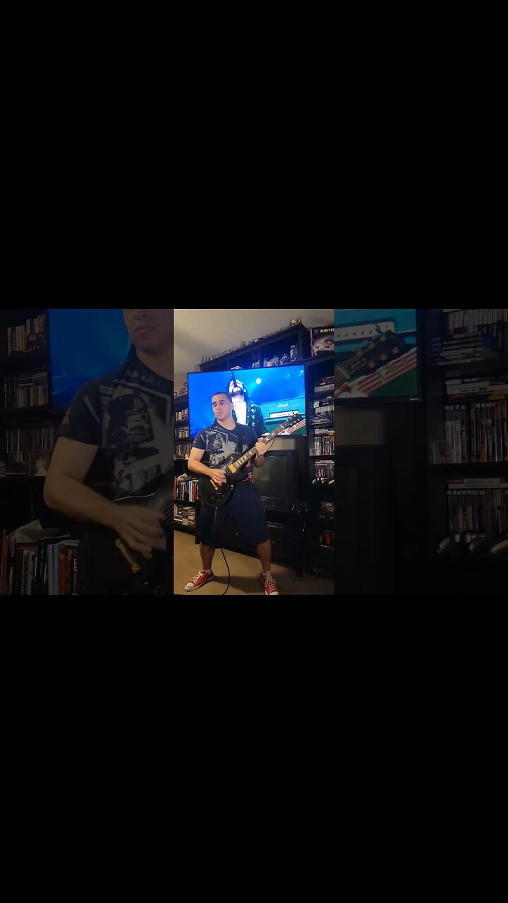 Iron Fist @motorhead #lemmykilmister #philcampbell#mickeyd #mortorhead#guitarcover #johntheninja