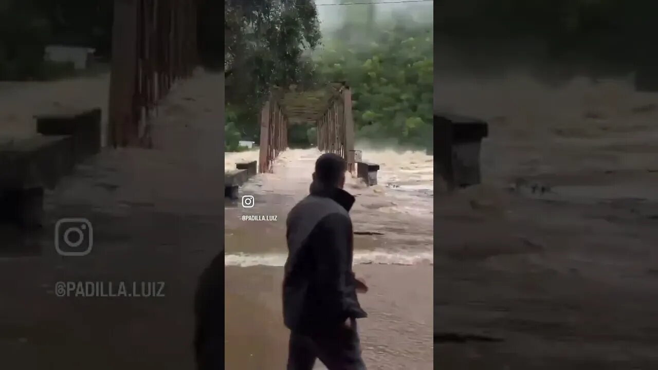 🆘🥲 Enchente eleva água 25 metros destruindo ponte de ferro no Rio das Antas ERS448 destruindo tudo!