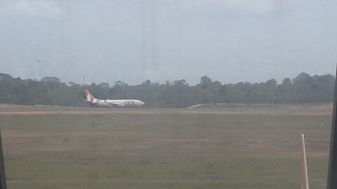 Boeing 737 MAX 8 PR-XMM decola de Manaus para Santarém (PA)