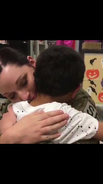 Mom surprises son at school after returning from active duty
