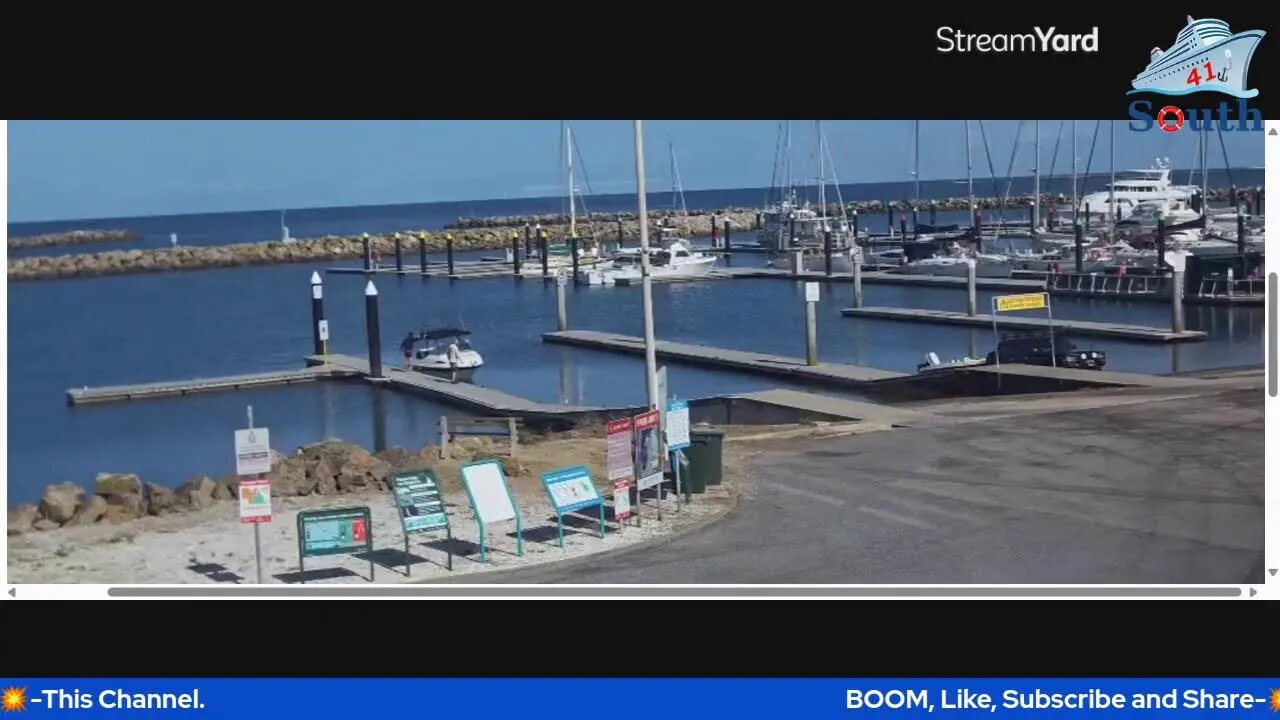 Live, Enjoying The Water Views In South Australia. 07/10/2023.