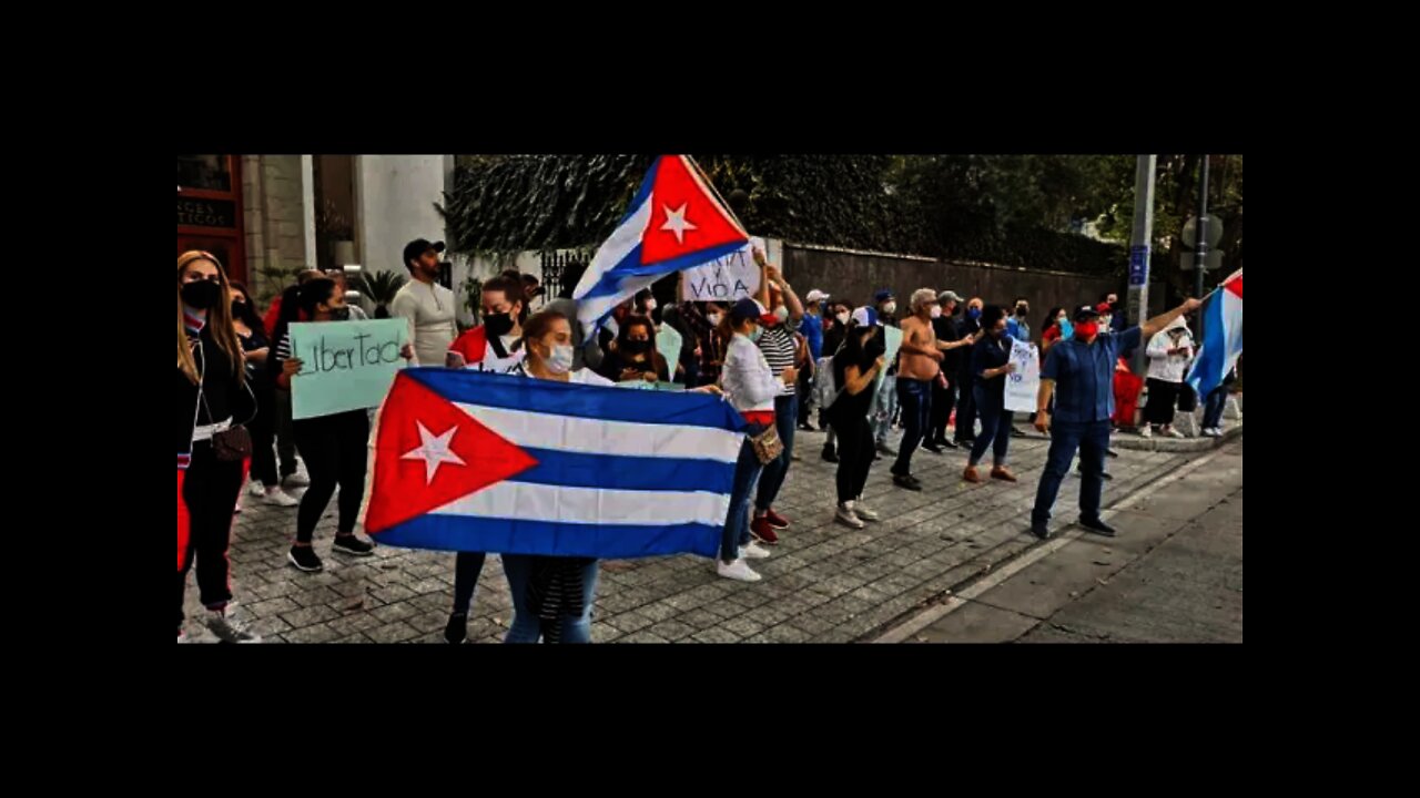 Cubanos en México chocan con Castristas mexicanos