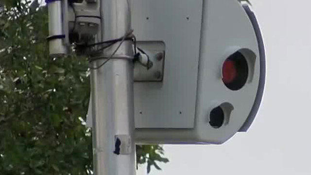 Red light cameras back on in Boynton Beach