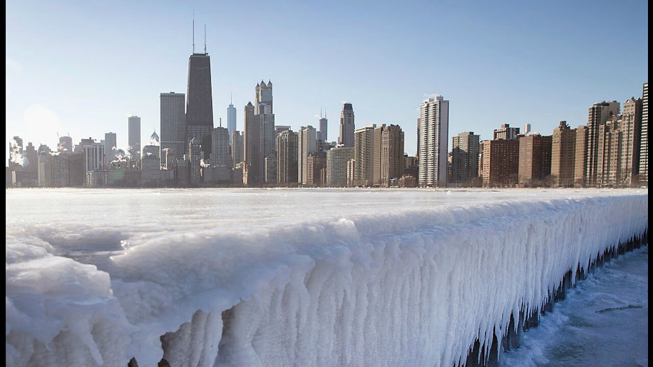 Chicago weather: Winter storm moving through area with foot of snow, January 12, 2024