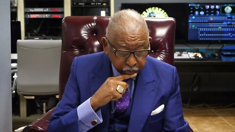 The Secret of Staying In The Presence of God Through Prayer | Apostle Drop-In 2-9-22