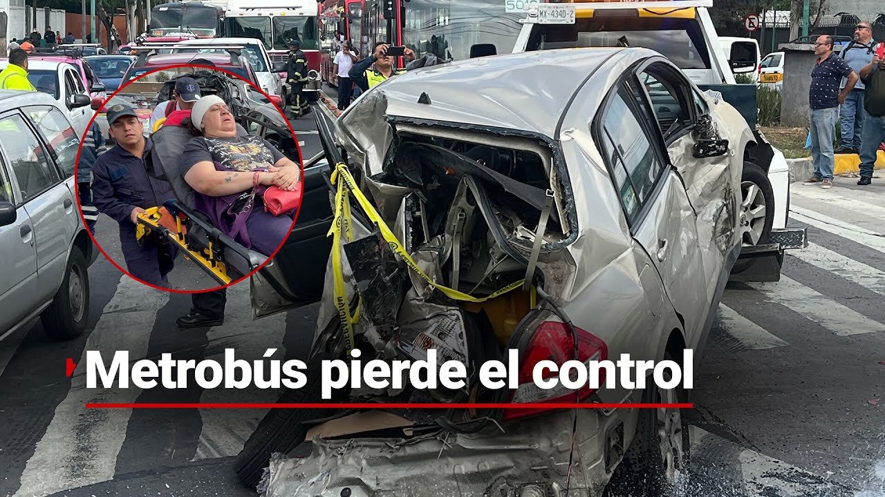 FUERTE ACCIDENT3 | Metrobús en la CDMX provoca carambola y deja 17 personas lesionadas