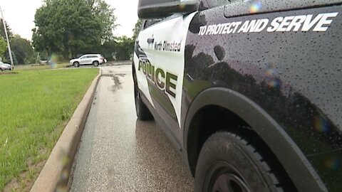 North Olmsted detective under investigation, accused of having relationship with suspect's mom