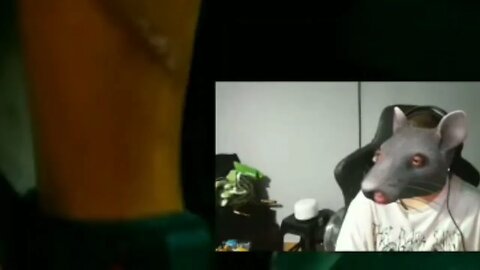 Hancock fazendo cosplay de MC guime