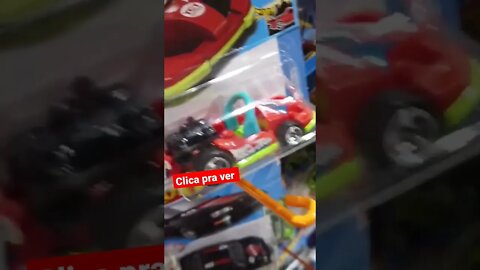 caçando hot Wheels nas lojas